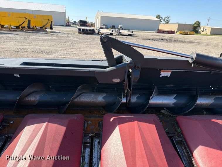 image for item FH6455 2014 Olimac Drago NR12 corn head