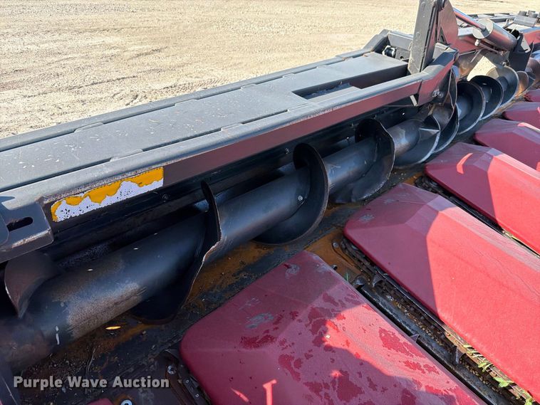 image for item FH6455 2014 Olimac Drago NR12 corn head