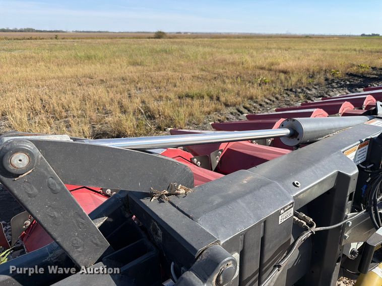 image for item FH6455 2014 Olimac Drago NR12 corn head