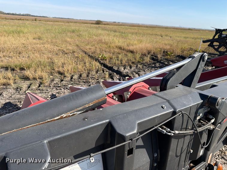 image for item FH6455 2014 Olimac Drago NR12 corn head