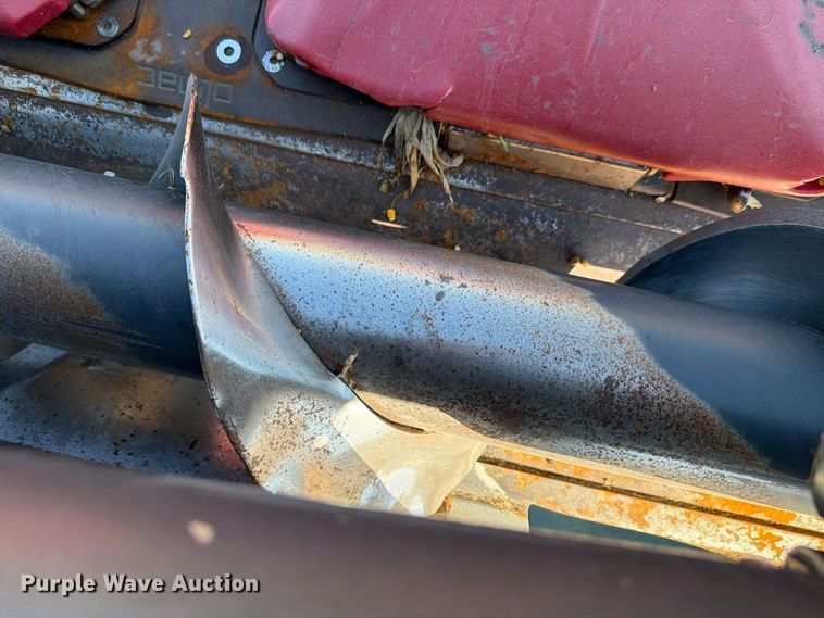 image for item FH6455 2014 Olimac Drago NR12 corn head