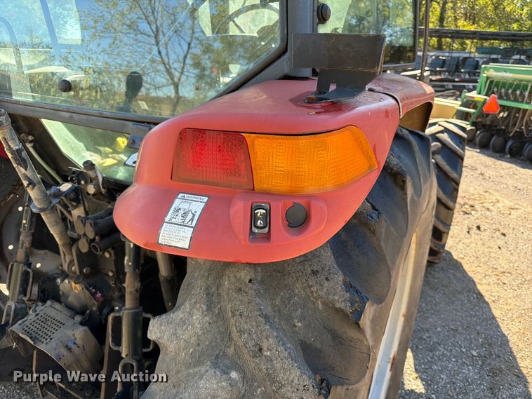 image for item FK3818 2003 Case IH JX90U tractor