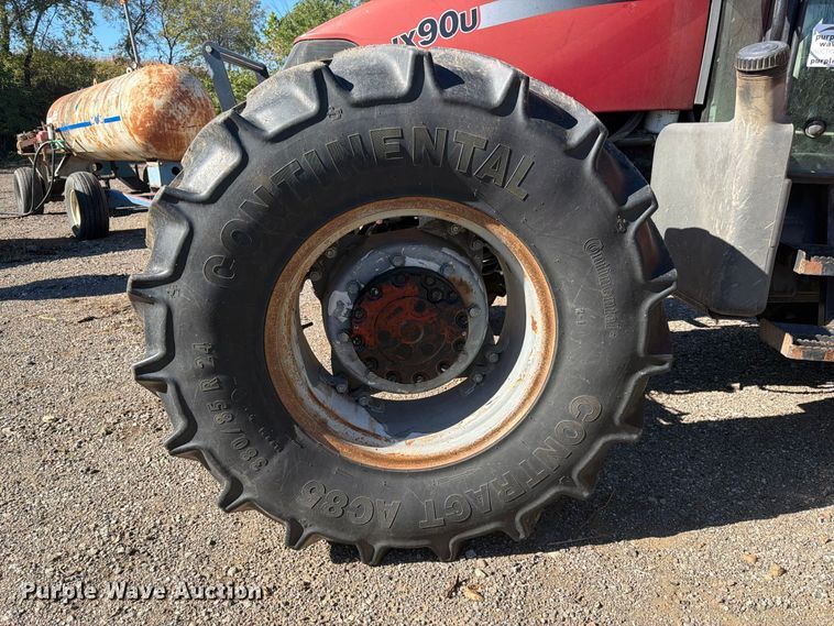 image for item FK3818 2003 Case IH JX90U tractor