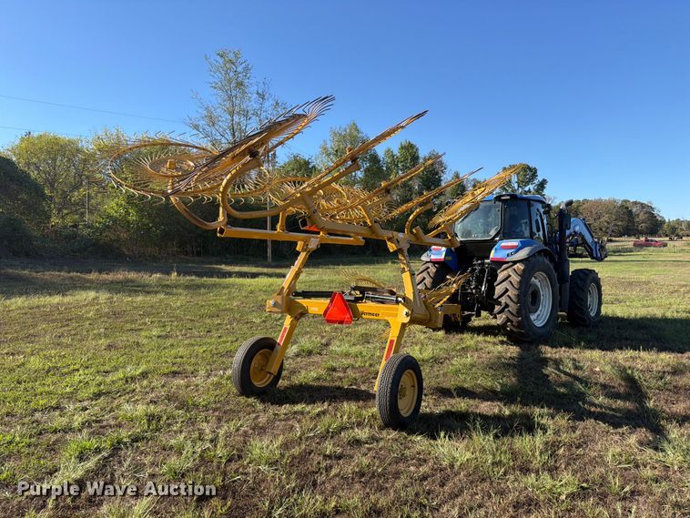 image for item FK5293 Vermeer VR1022 hay rake