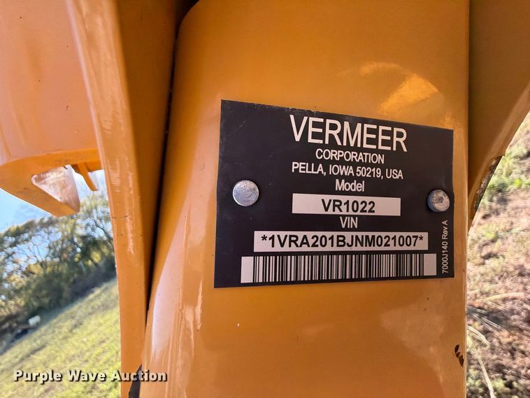 image for item FK5293 Vermeer VR1022 hay rake