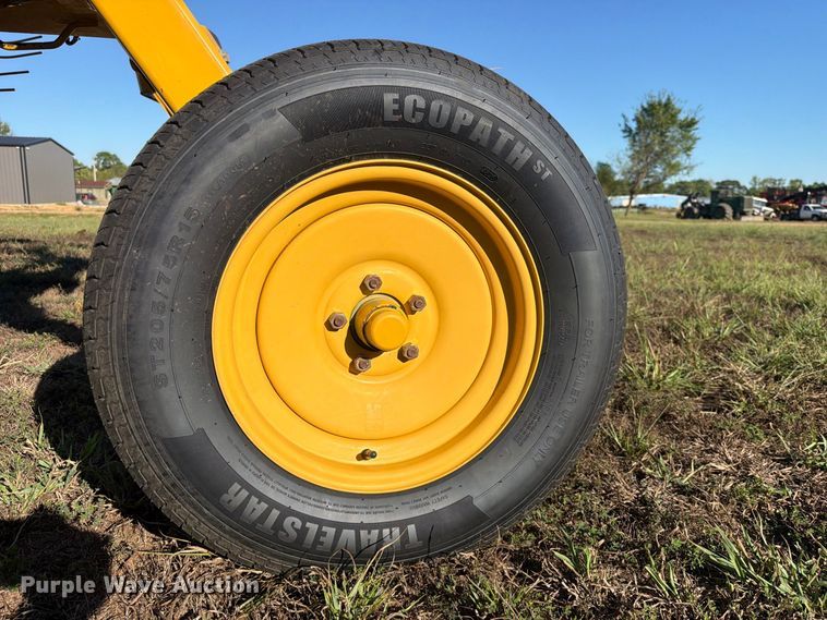 image for item FK5293 Vermeer VR1022 hay rake
