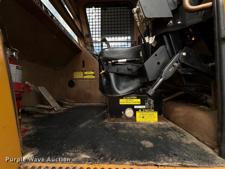 image for item FK5313 2006 Tigercat M726E mulcher