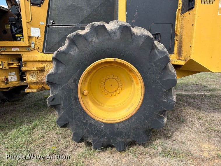 image for item FK5313 2006 Tigercat M726E mulcher