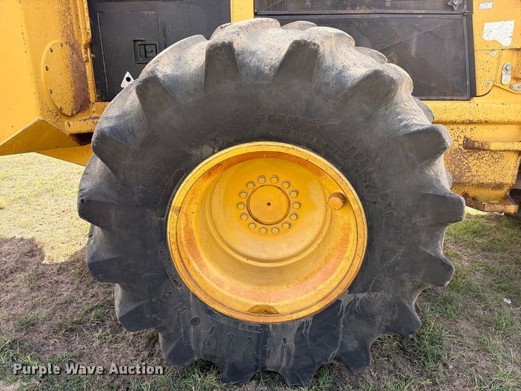 image for item FK5313 2006 Tigercat M726E mulcher