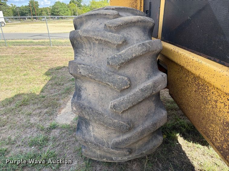 image for item FK5313 2006 Tigercat M726E mulcher