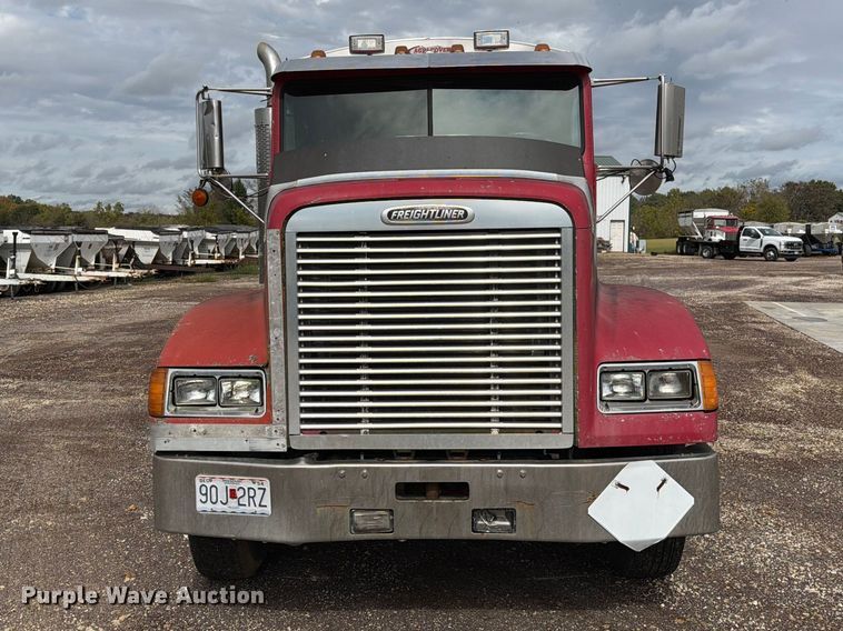 image for item FM6547 1997 Freightliner FLD120 fertilizer delivery truck
