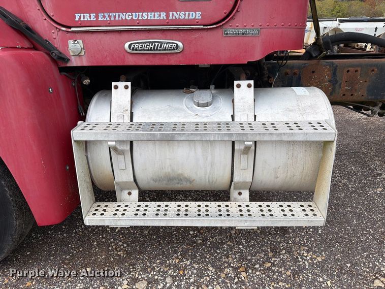 image for item FM6547 1997 Freightliner FLD120 fertilizer delivery truck