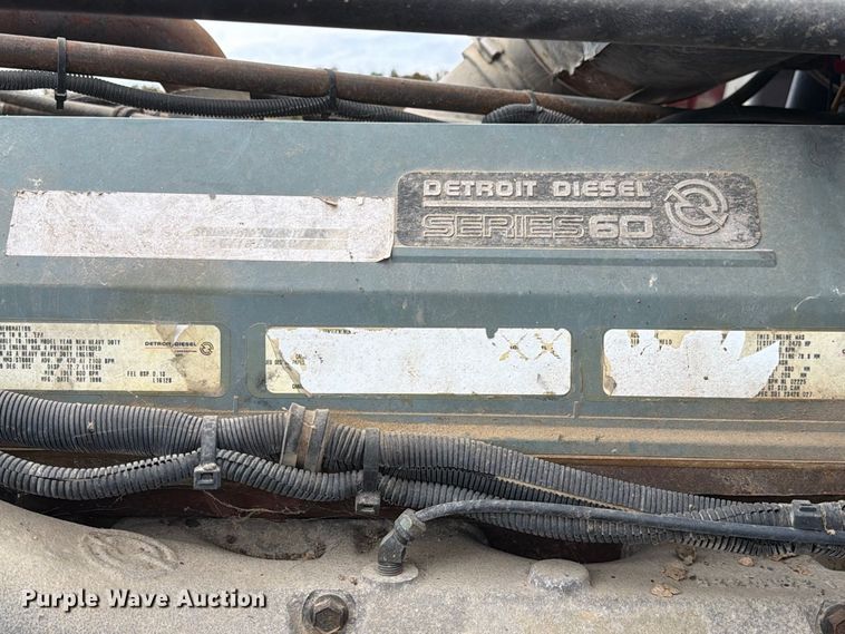 image for item FM6547 1997 Freightliner FLD120 fertilizer delivery truck