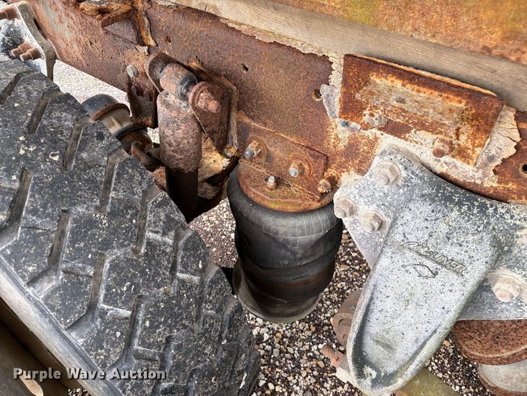 image for item FM6547 1997 Freightliner FLD120 fertilizer delivery truck