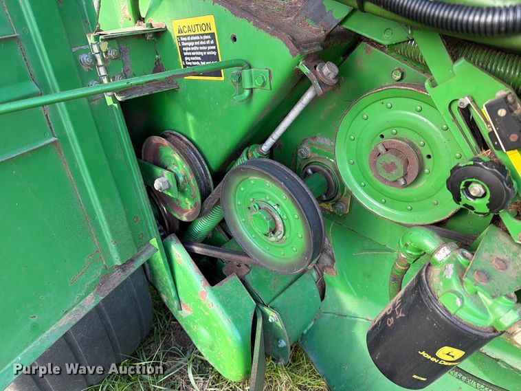 image for item FN2677 1995 John Deere 535 round baler