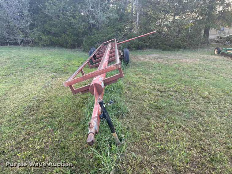 image for item FN2678 King hay trailer
