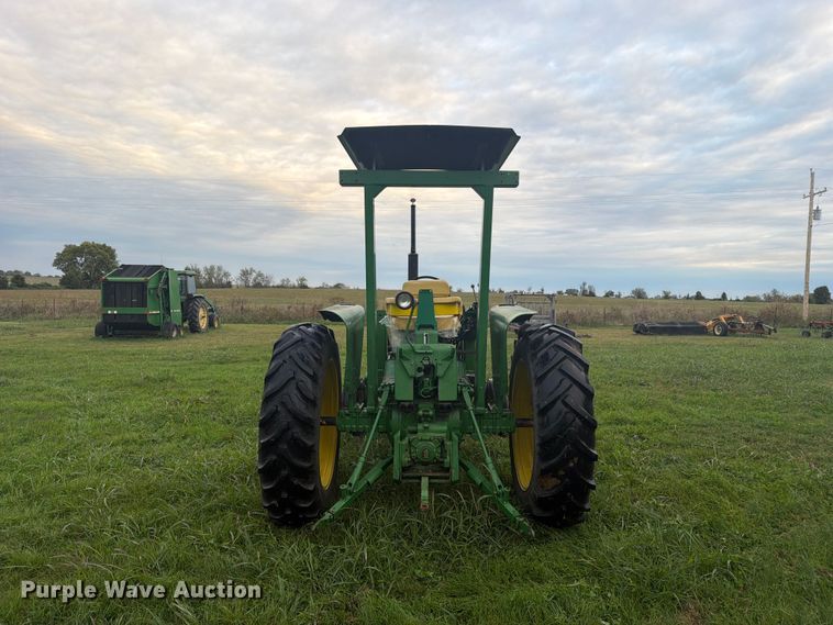 image for item FN2679 1966 John Deere 2510 tractor