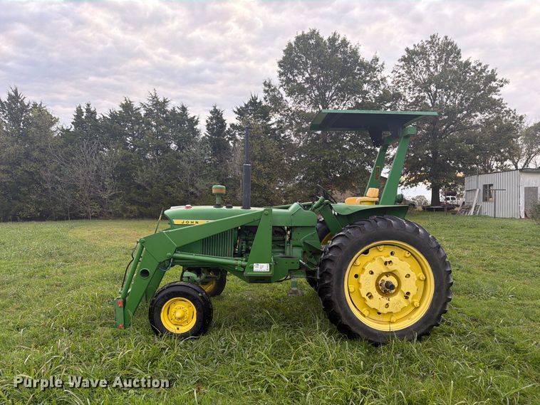 image for item FN2679 1966 John Deere 2510 tractor