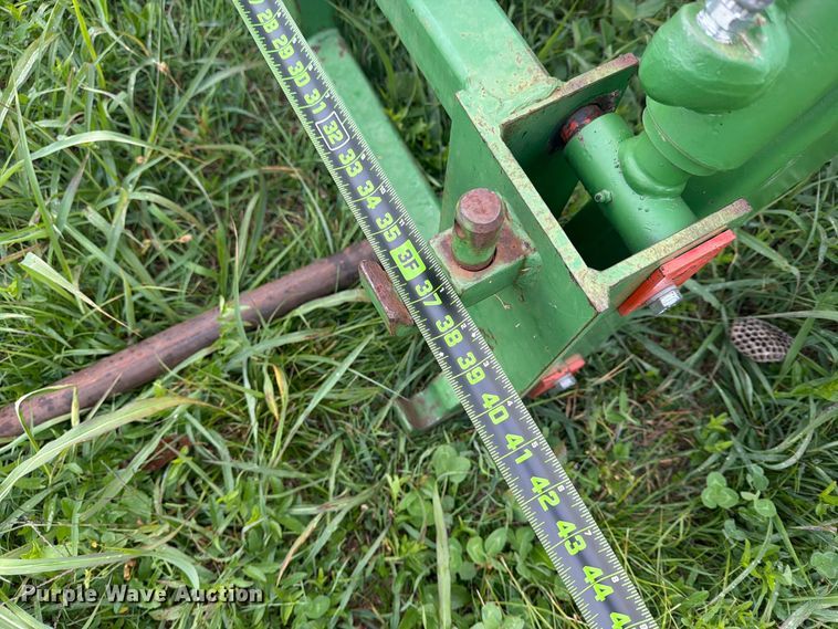 image for item FN2679 1966 John Deere 2510 tractor