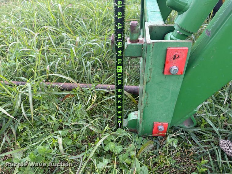 image for item FN2679 1966 John Deere 2510 tractor
