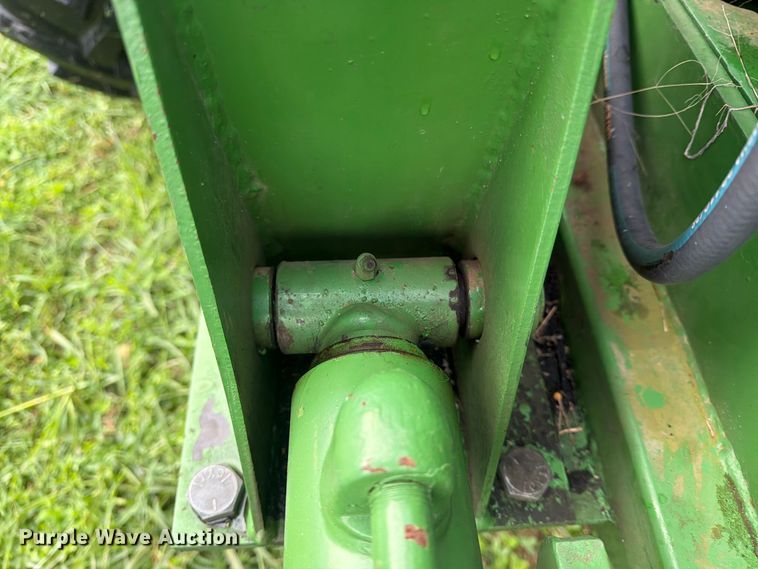 image for item FN2679 1966 John Deere 2510 tractor