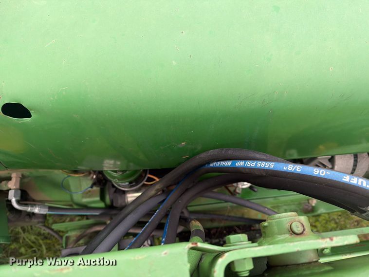 image for item FN2679 1966 John Deere 2510 tractor
