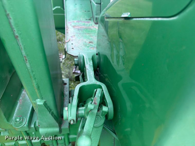 image for item FN2679 1966 John Deere 2510 tractor