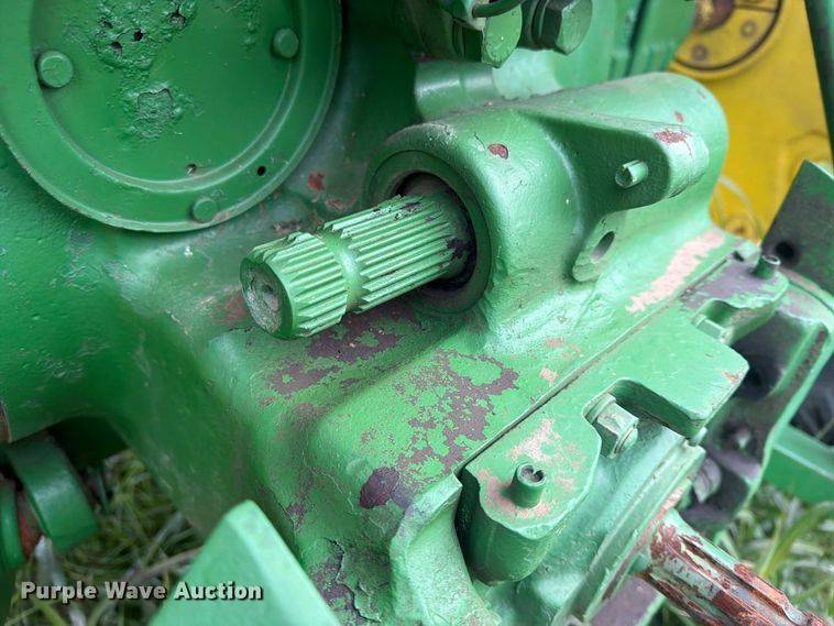 image for item FN2679 1966 John Deere 2510 tractor