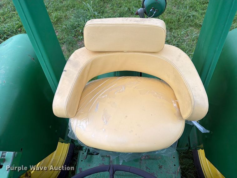 image for item FN2679 1966 John Deere 2510 tractor