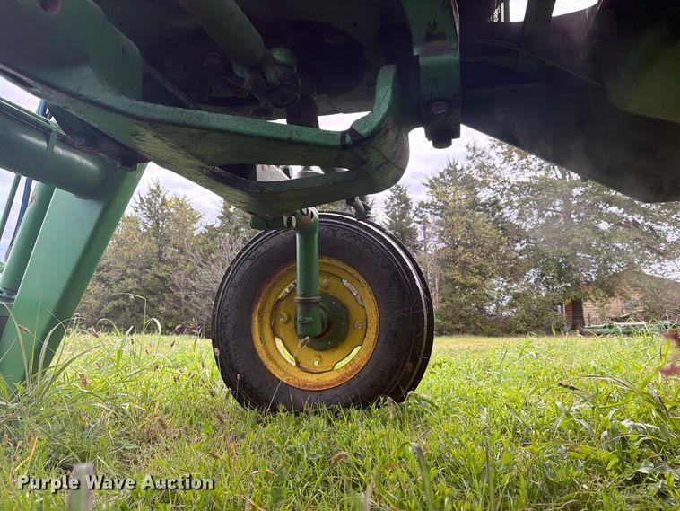 image for item FN2679 1966 John Deere 2510 tractor