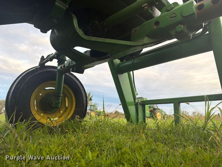 image for item FN2679 1966 John Deere 2510 tractor