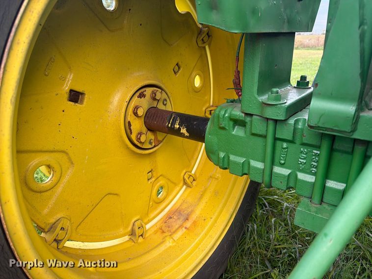 image for item FN2679 1966 John Deere 2510 tractor