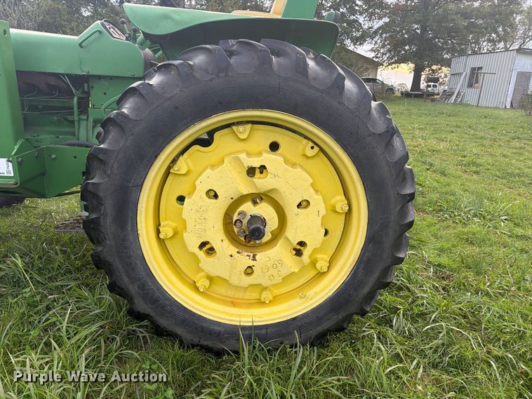 image for item FN2679 1966 John Deere 2510 tractor