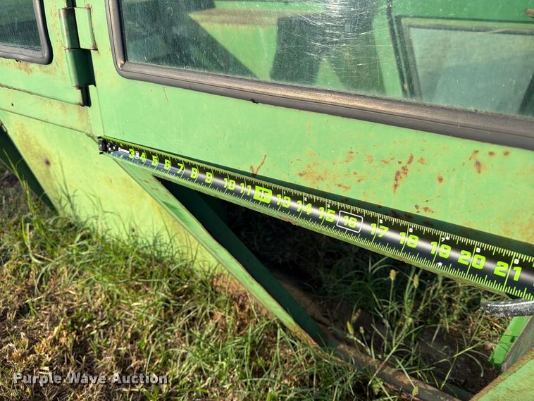 image for item FN2680 Tractor cab