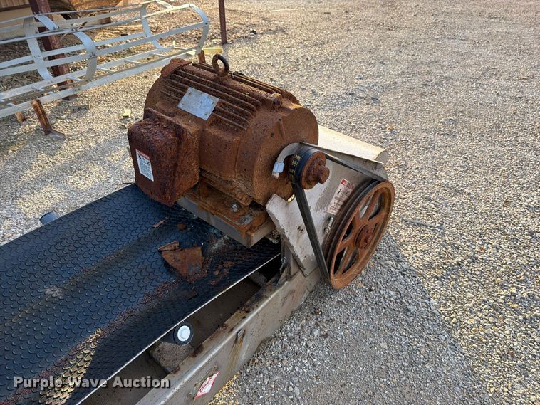 image for item FN5951 Doyle/Kraus VER vertical fertilizer blender