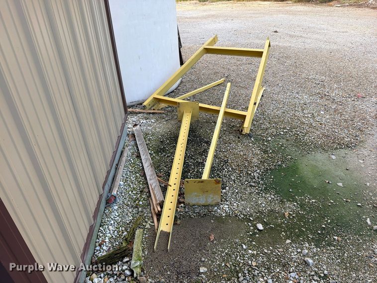 image for item FN5951 Doyle/Kraus VER vertical fertilizer blender