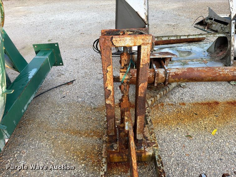 image for item FN5951 Doyle/Kraus VER vertical fertilizer blender