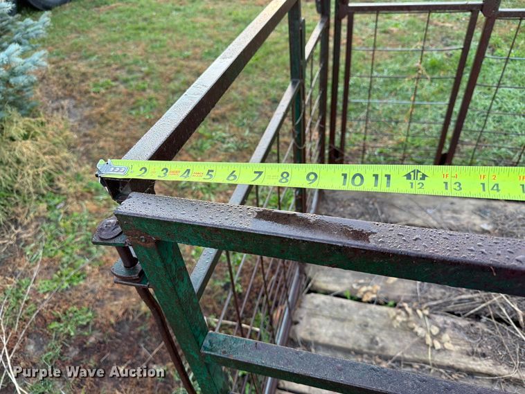 image for item FT6959 Kats Machine Mfg Port-A-Pen livestock pen