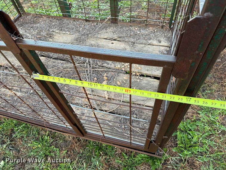 image for item FT6959 Kats Machine Mfg Port-A-Pen livestock pen