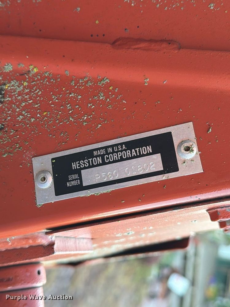 image for item FT6962 Hesston 560 round baler