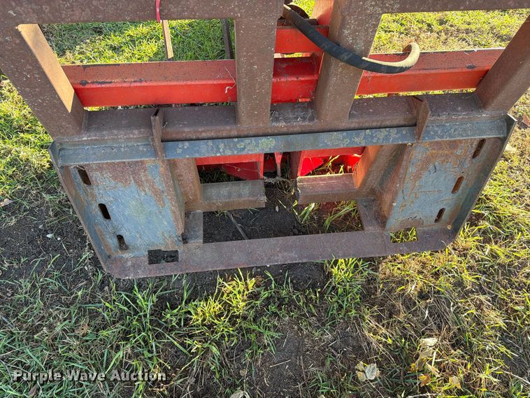 image for item FT6963 Anderson HBC bale slicer