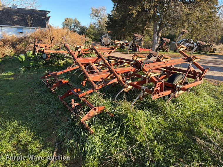 image for item FT6964 International field cultivator