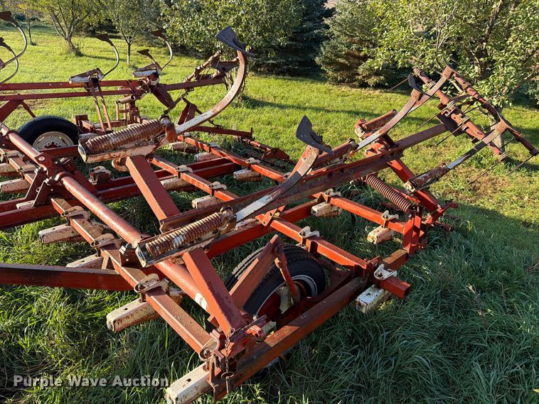 image for item FT6964 International field cultivator