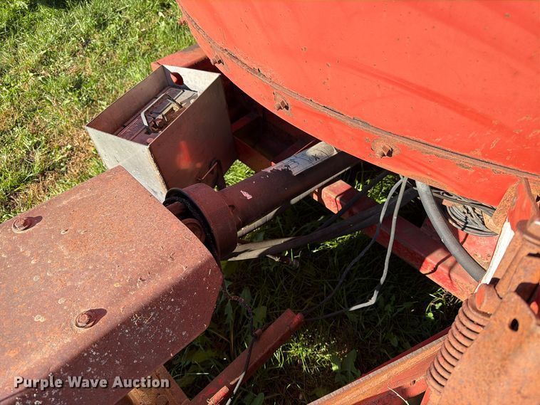 image for item FT6966 Schuler 4510M feed mixer