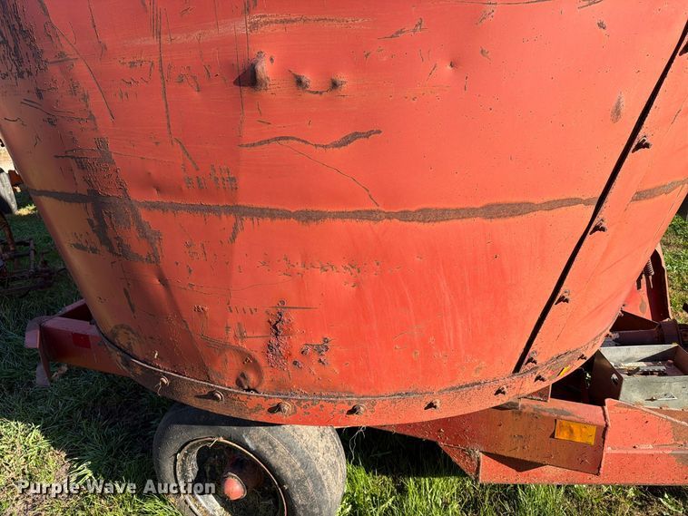 image for item FT6966 Schuler 4510M feed mixer