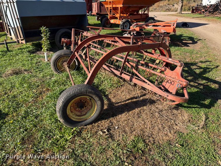 image for item FT6968 New Holland 55 hay rake