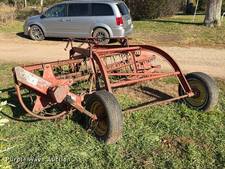 image for item FT6968 New Holland 55 hay rake