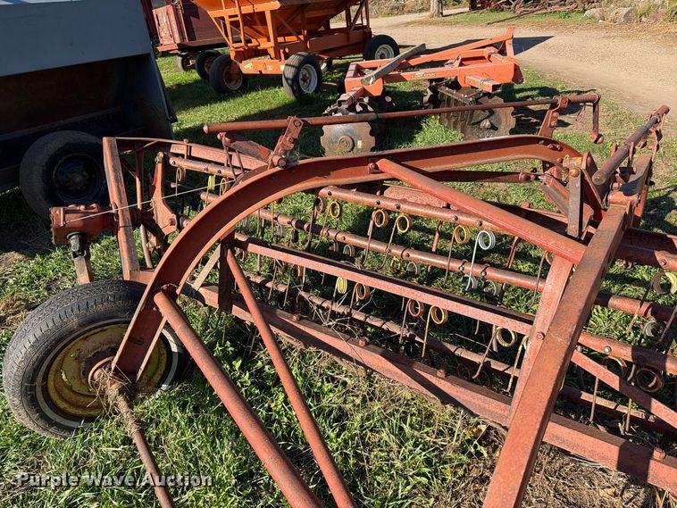 image for item FT6968 New Holland 55 hay rake