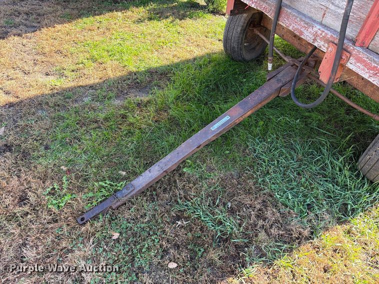 image for item FT6970 Grain cart