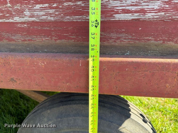 image for item FT6970 Grain cart